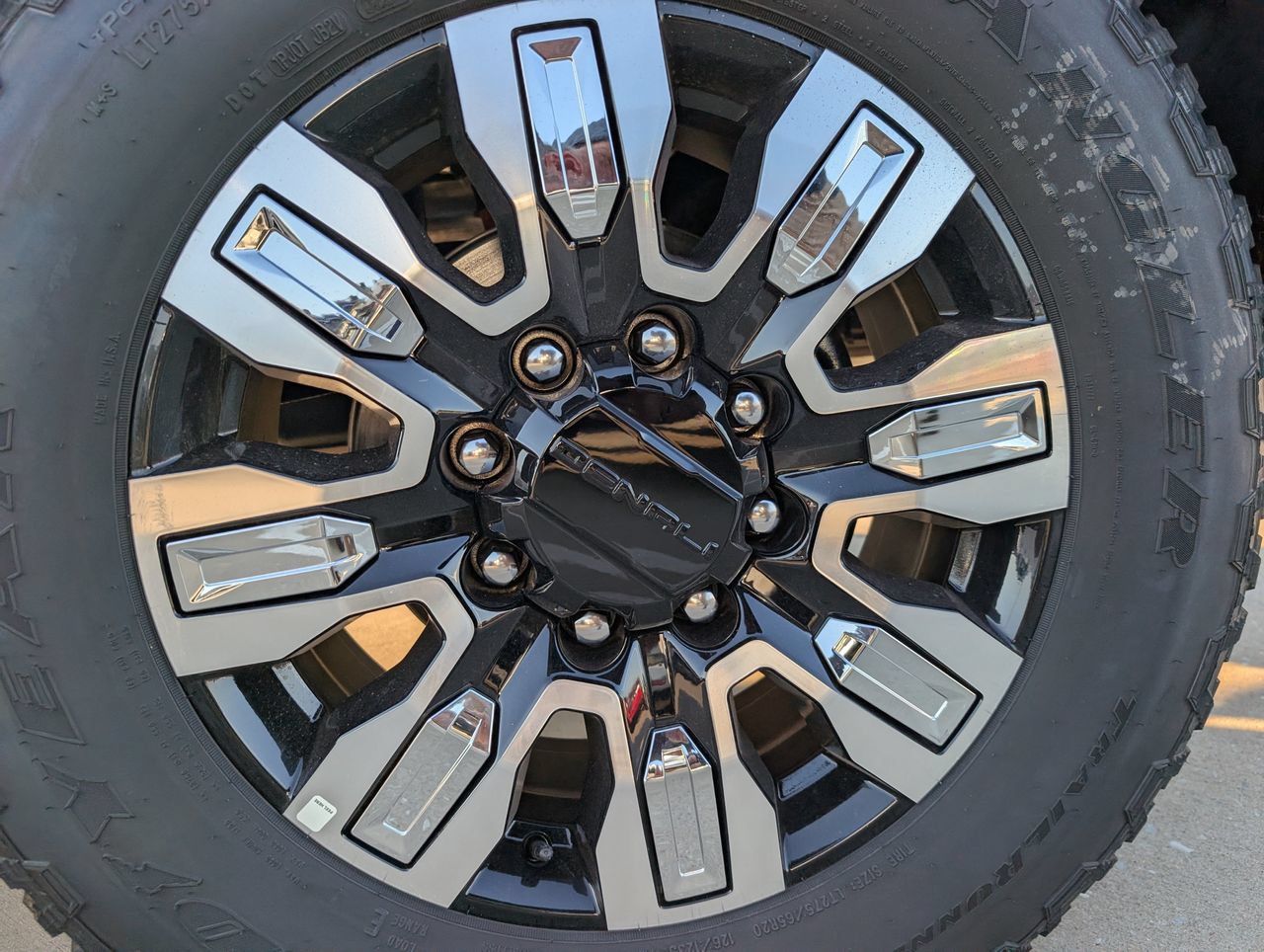 2026 GMC Sierra 2500HD Denali - Photo 7