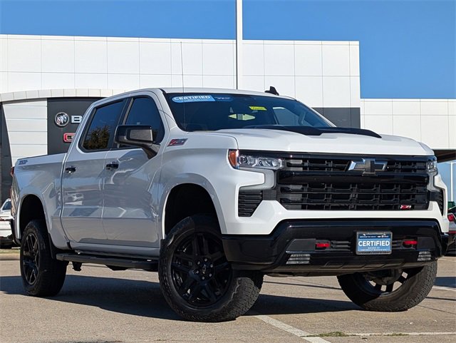 2025 Chevrolet Silverado 1500 LT Trail Boss High Country photo 2