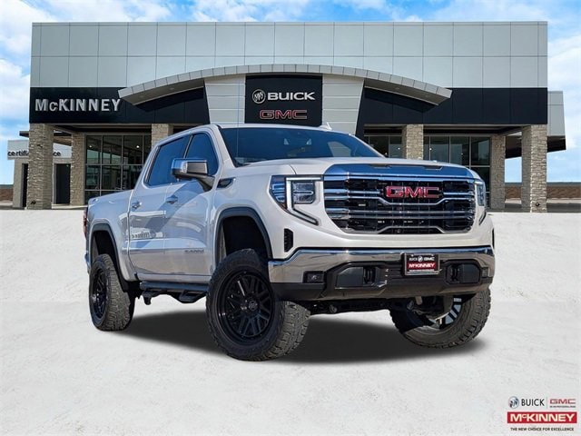 2025 GMC Sierra 1500 SLT Crew Cab 4WD
