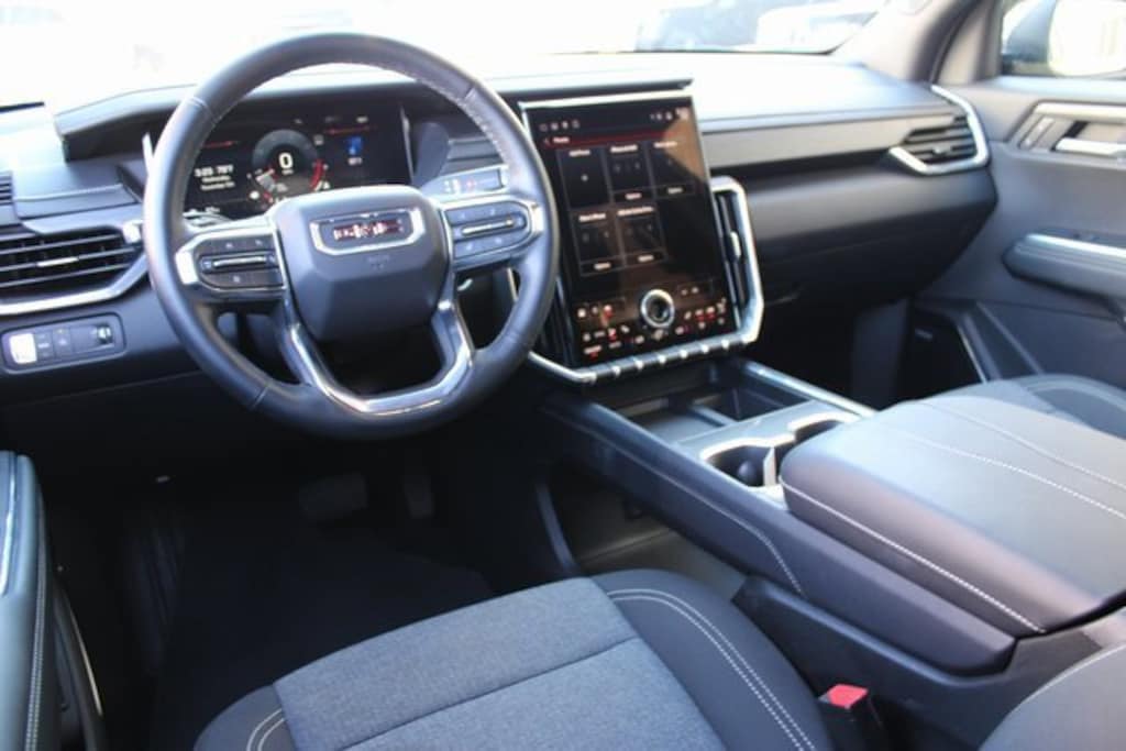 Used 2025 GMC Acadia Elevation SUV