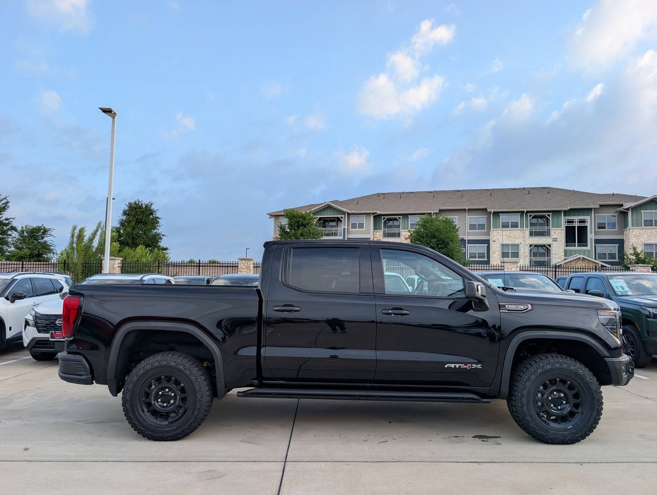 2026 GMC Sierra 1500 AT4X - Photo 3