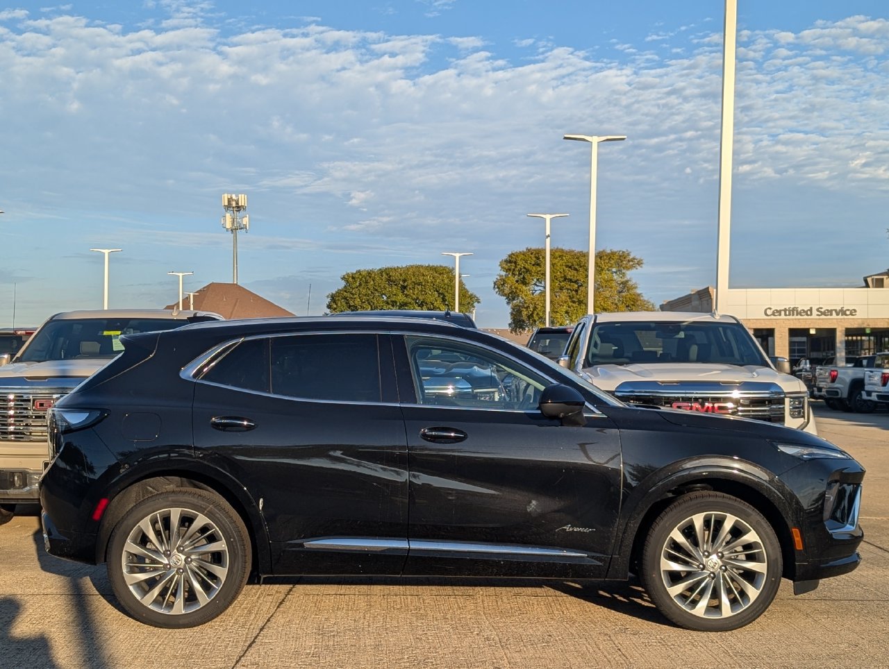 2026 Buick Envision Avenir - Photo 3