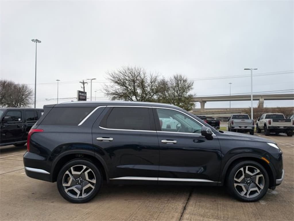 Used 2024 Hyundai Palisade Limited SUV