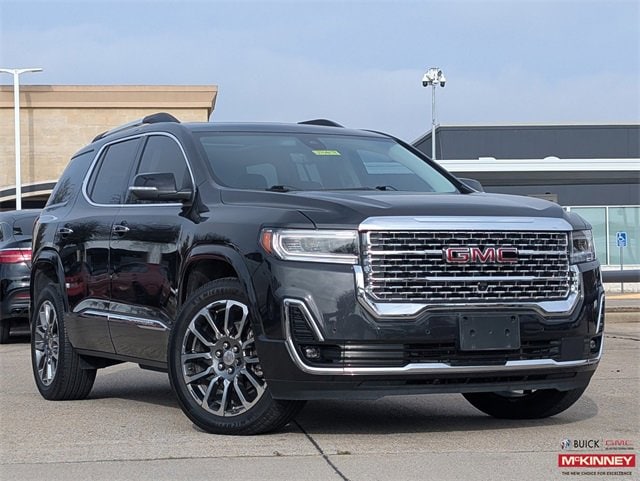 2020 GMC Acadia Denali's photo