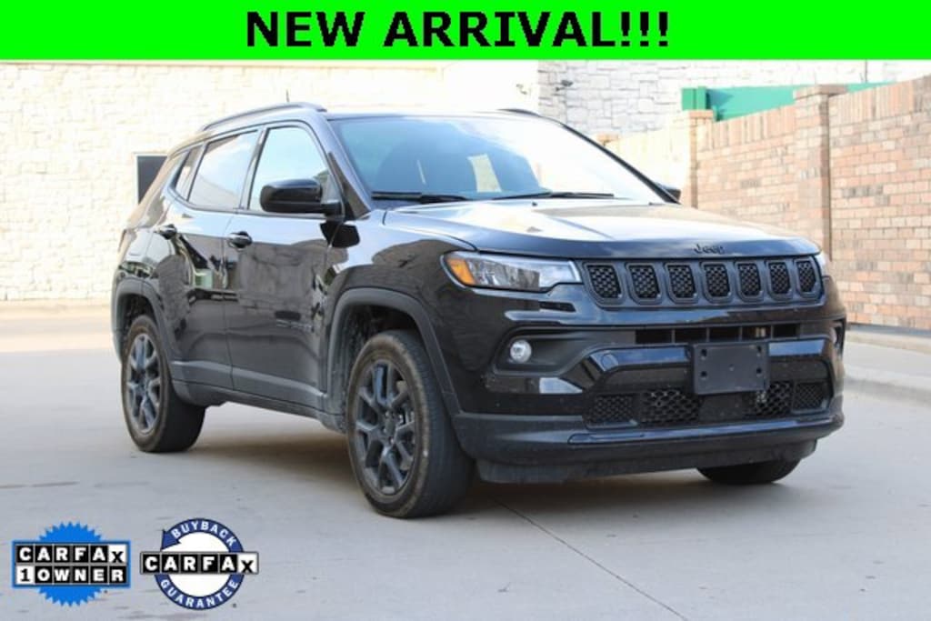 Used 2024 Jeep Compass Latitude SUV