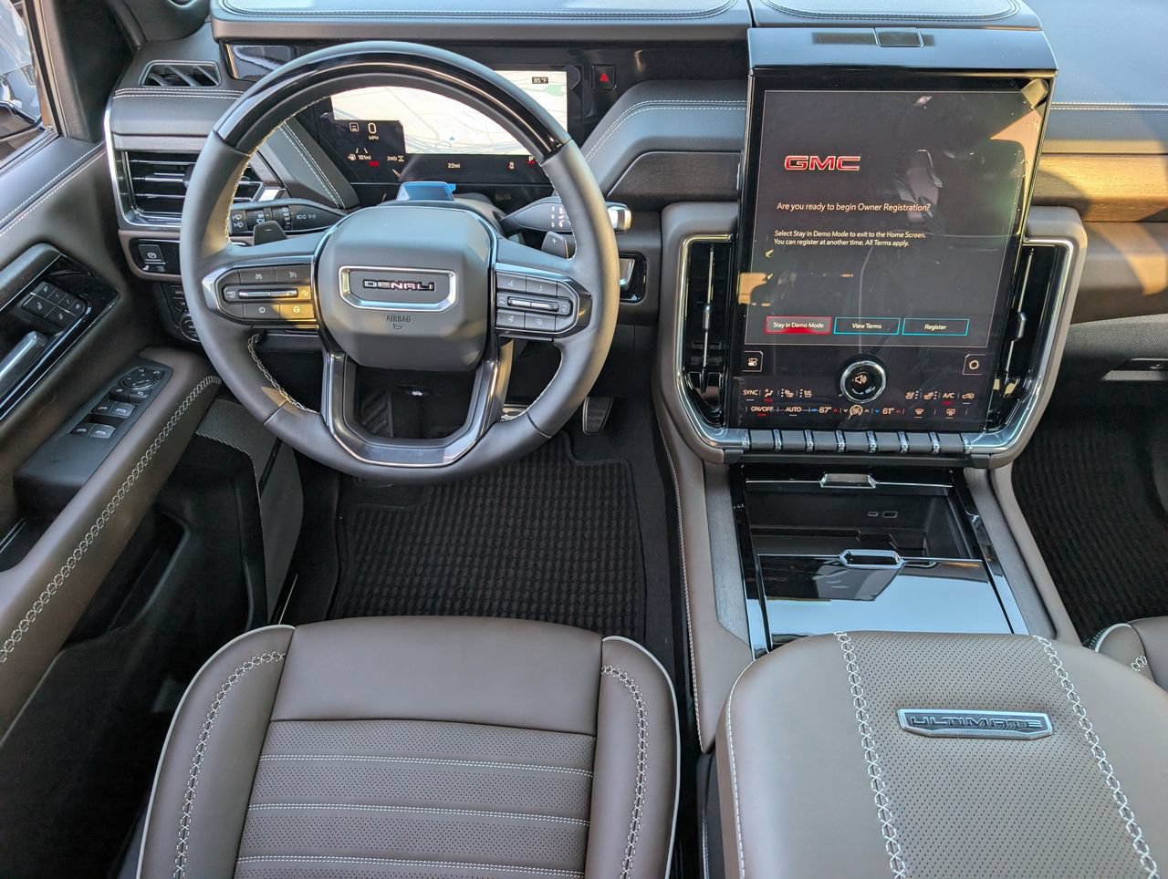 2026 GMC Yukon XL Denali Ultimate - Photo 8