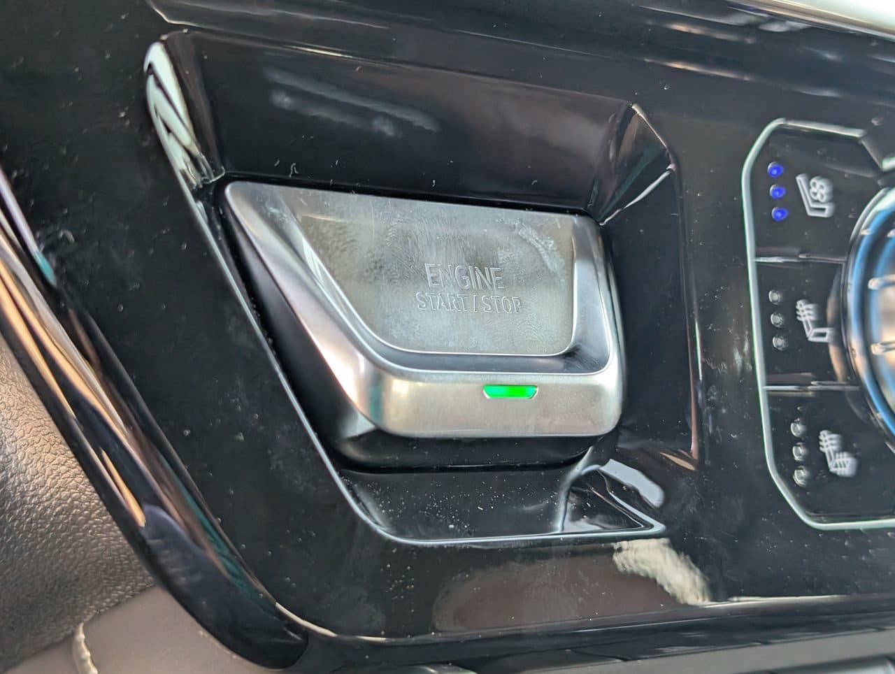 2026 GMC Sierra 2500HD Denali Ultimate - Photo 15