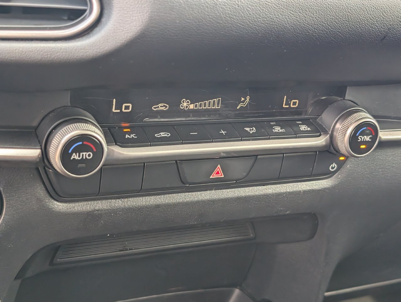 2024 Mazda CX-30 2.5 S Select Sport thumbnail 16