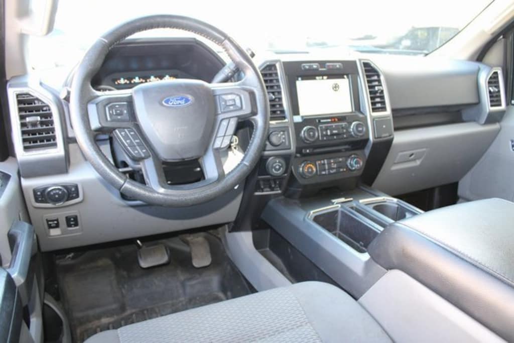 Used 2016 Ford F-150 XLT Truck SuperCrew Cab