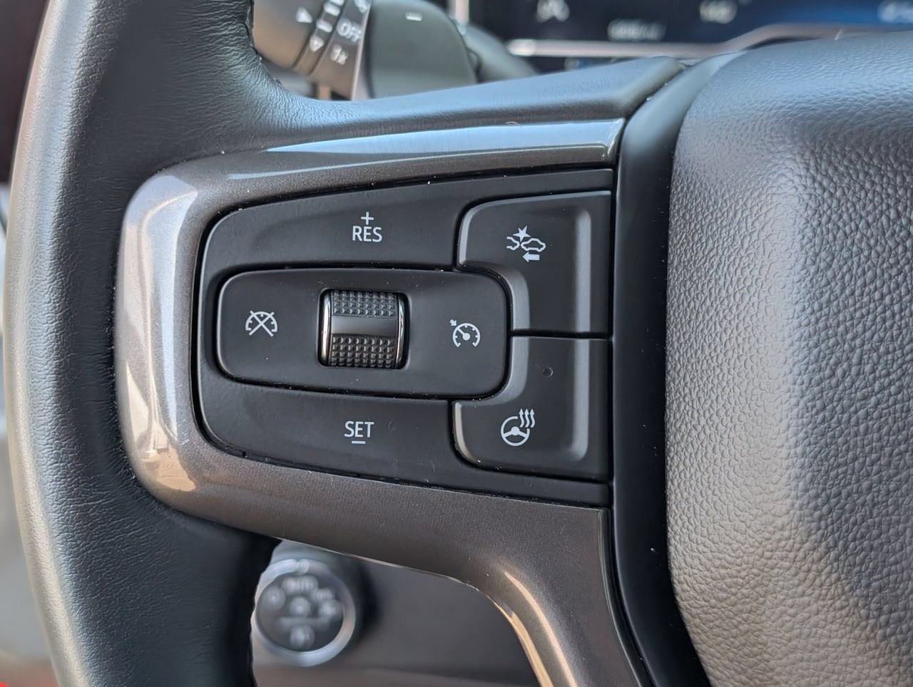2023 Chevrolet Silverado 1500 ZR2 - Photo 21