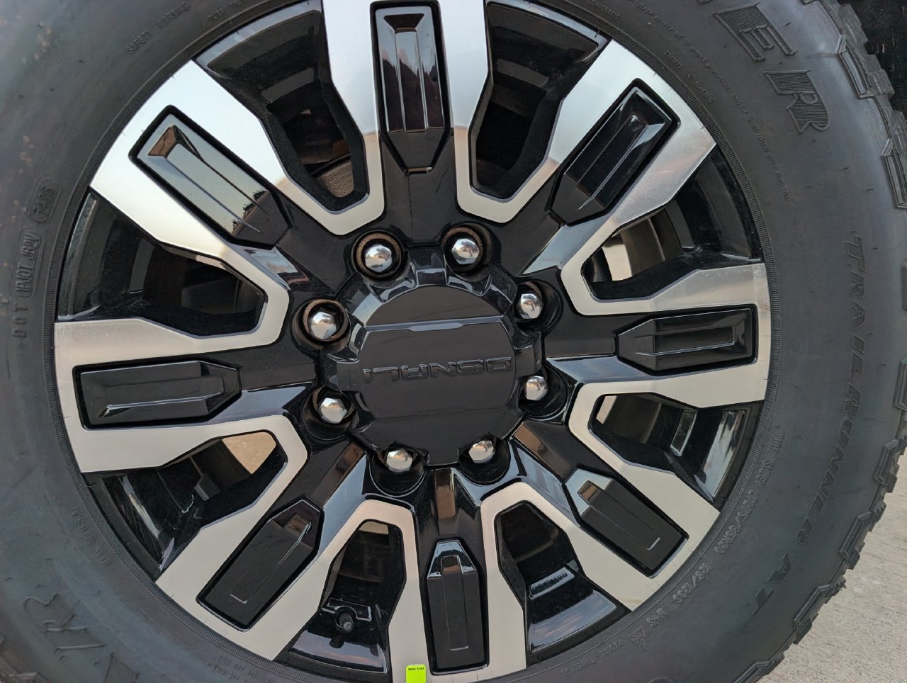 2026 GMC Sierra 2500HD Denali Ultimate - Photo 6