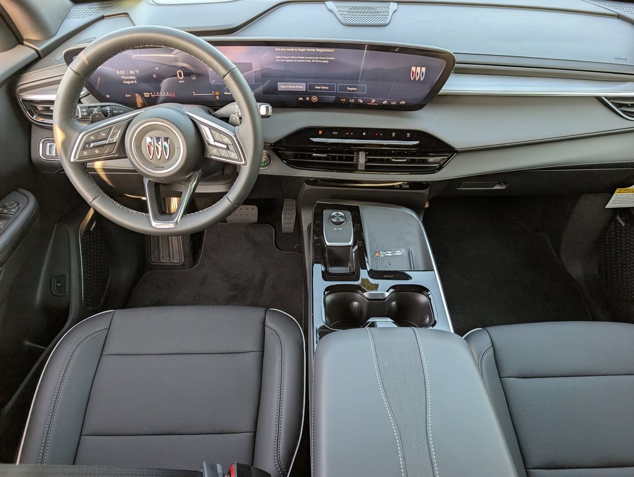 2026 Buick Enclave Preferred - Photo 8