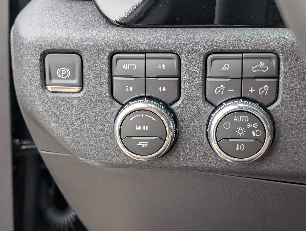 2026 GMC Sierra 1500 SLT - Photo 16