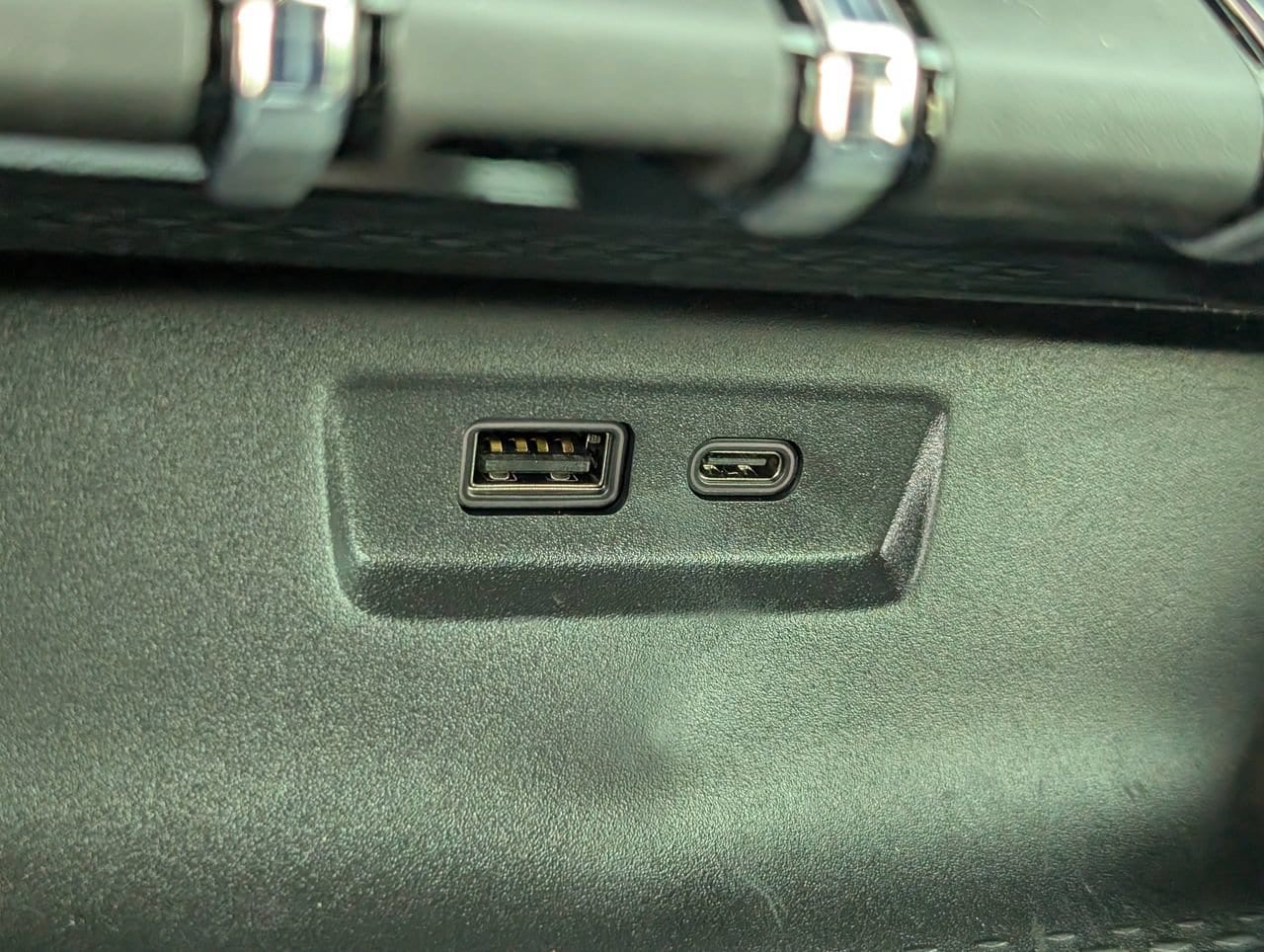 New 2027 Sterling Metallic GMC Elevation image 16