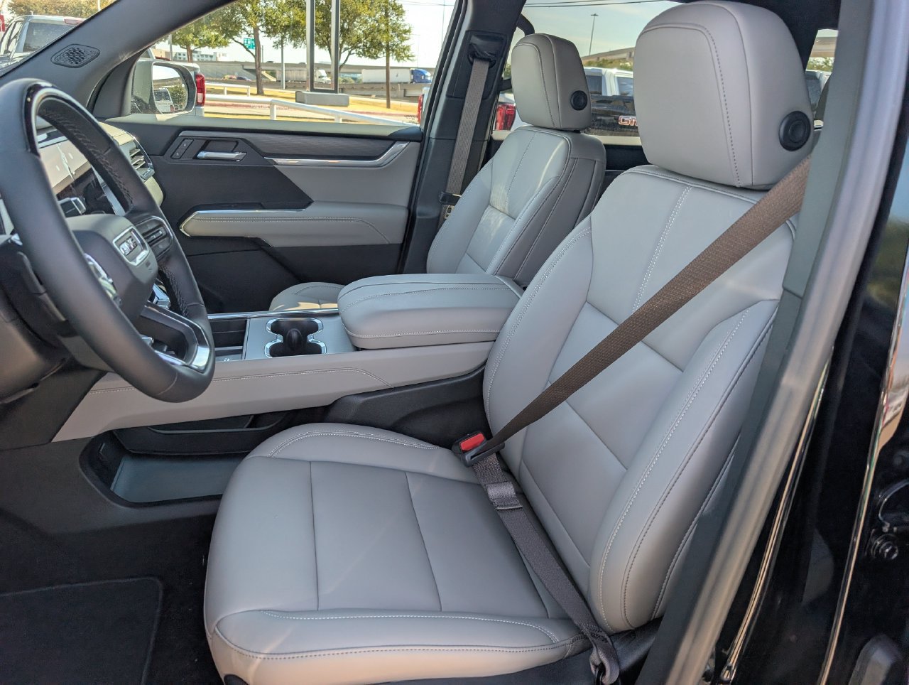 New 2027 Ebony Twilight Metallic GMC Elevation image 19