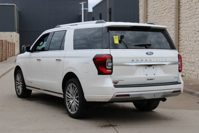 2024 Ford Expedition MAX Platinum photo 3