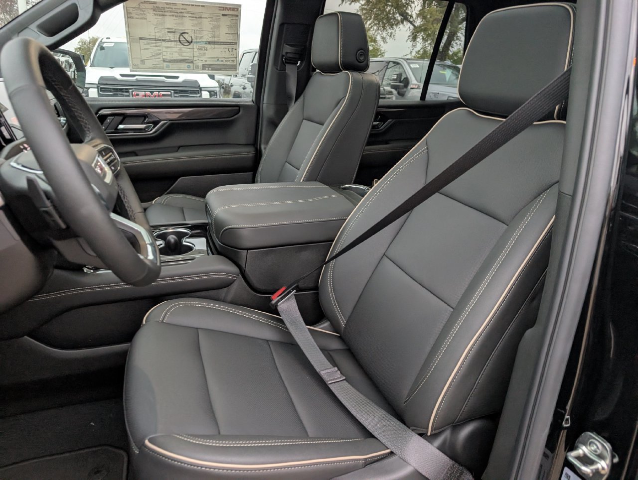 2026 GMC Yukon Elevation - Photo 18