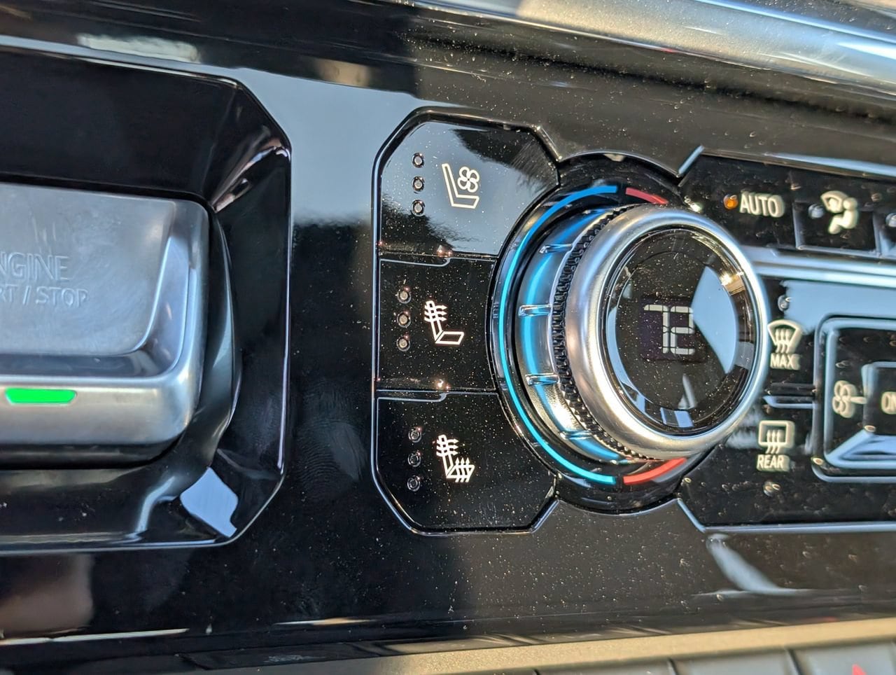 2026 GMC Sierra 2500HD Denali - Photo 14