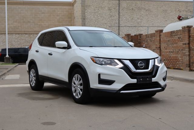 Used 2017 Nissan Rogue S with VIN KNMAT2MTXHP609045 for sale in Mckinney, TX