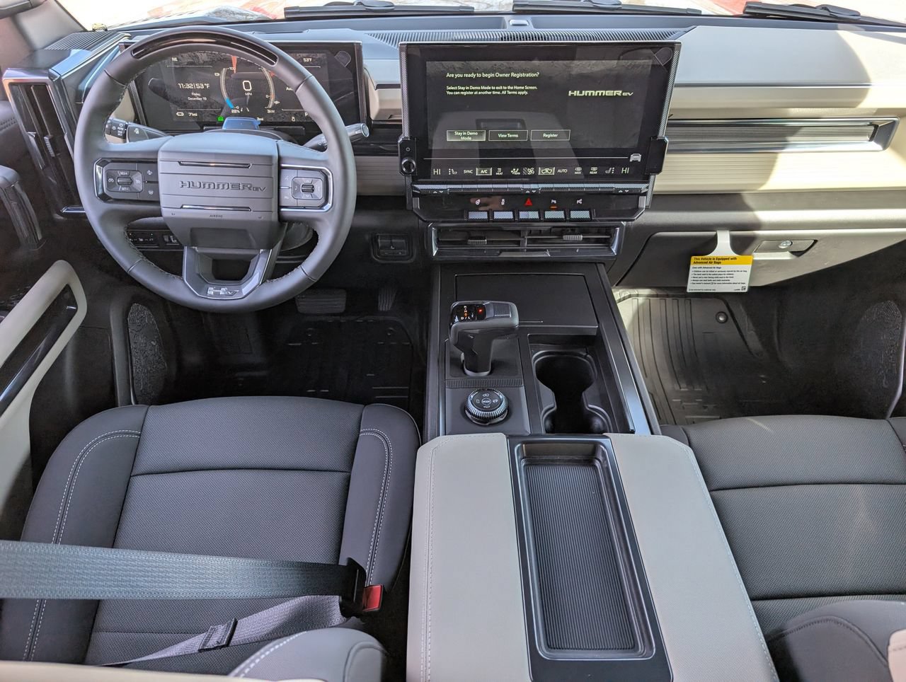 2026 GMC HUMMER EV 2X - Photo 8