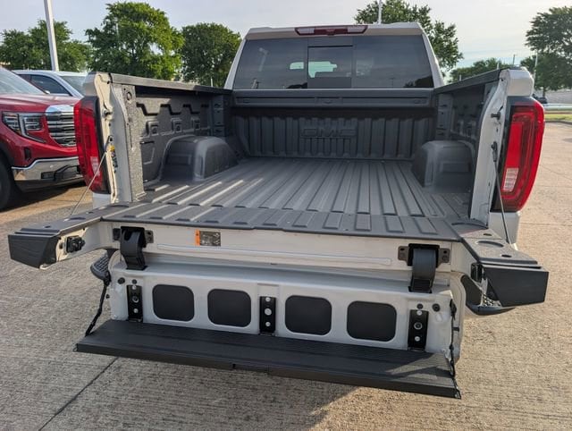 2026 GMC Sierra 1500 Denali - Photo 6