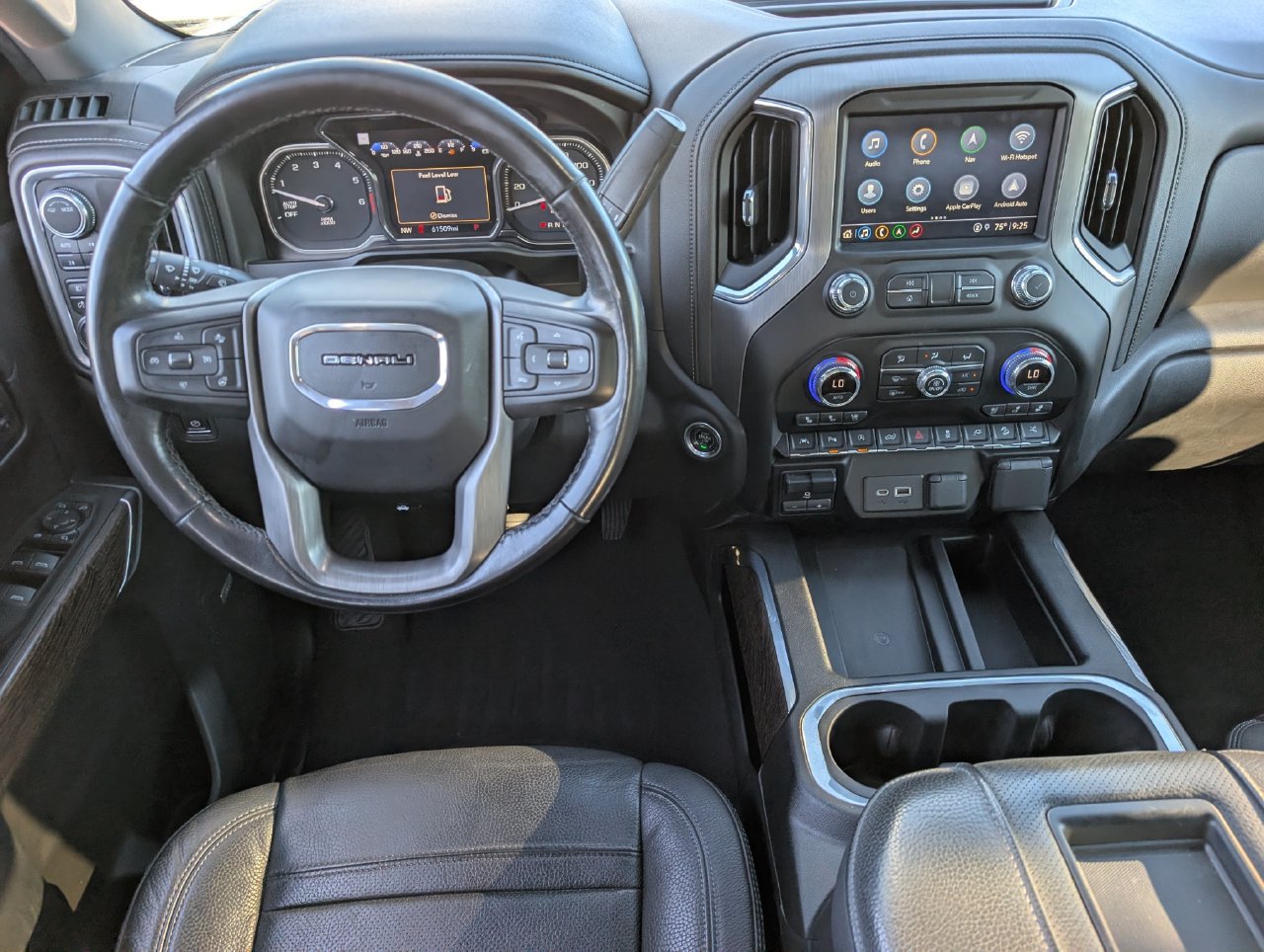 Used 2021 White Frost Tricoat GMC Denali image 10