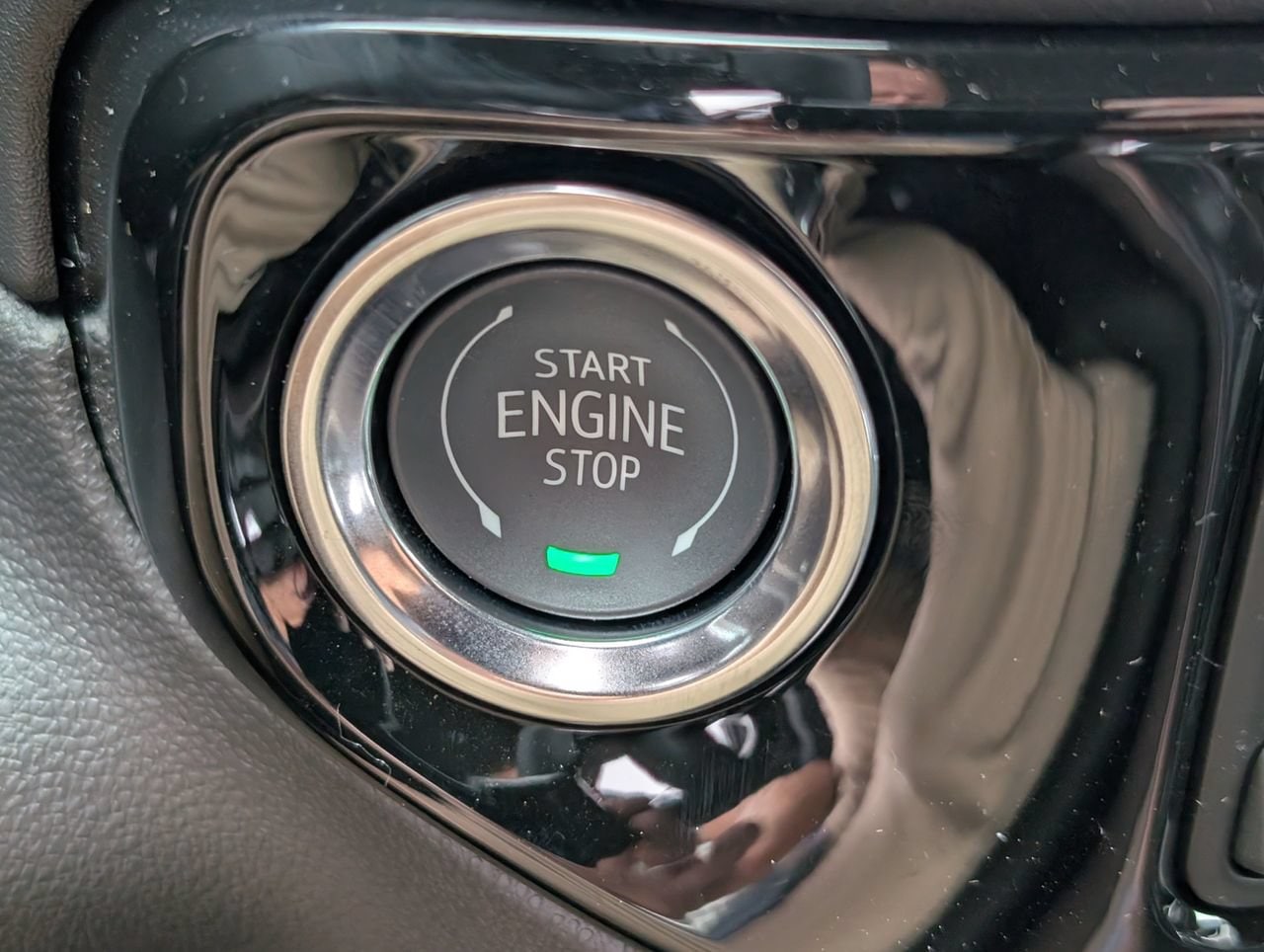 2026 GMC Sierra 1500 SLT - Photo 14