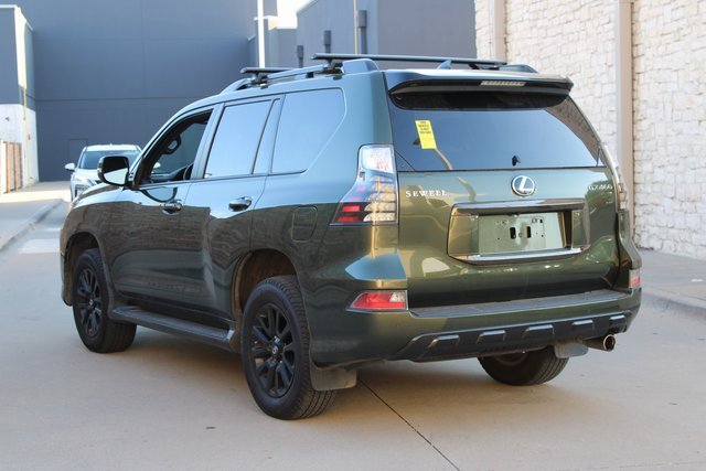 2023 Lexus GX 460 photo 2