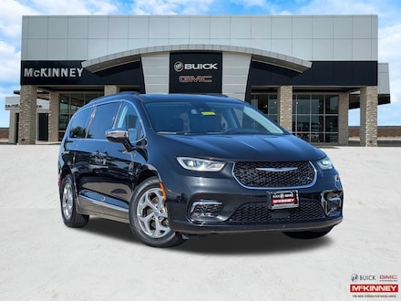 2023 Chrysler Pacifica Limited Van Passenger Van