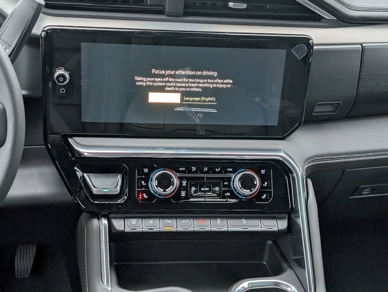 2026 GMC Sierra 2500HD Denali - Photo 10