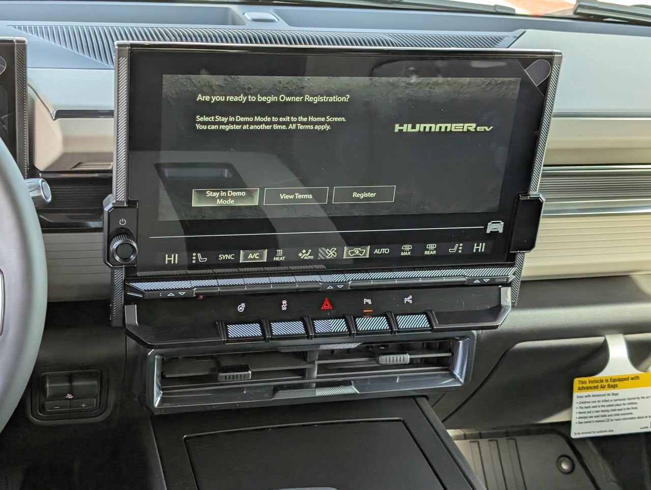 2026 GMC HUMMER EV 2X - Photo 11