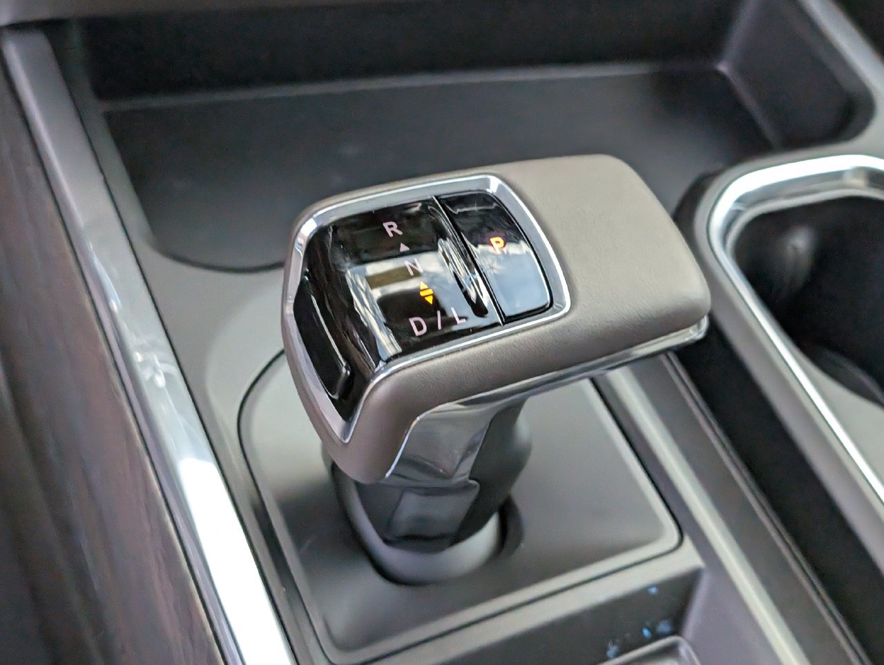 2026 GMC Sierra 1500 SLT - Photo 17