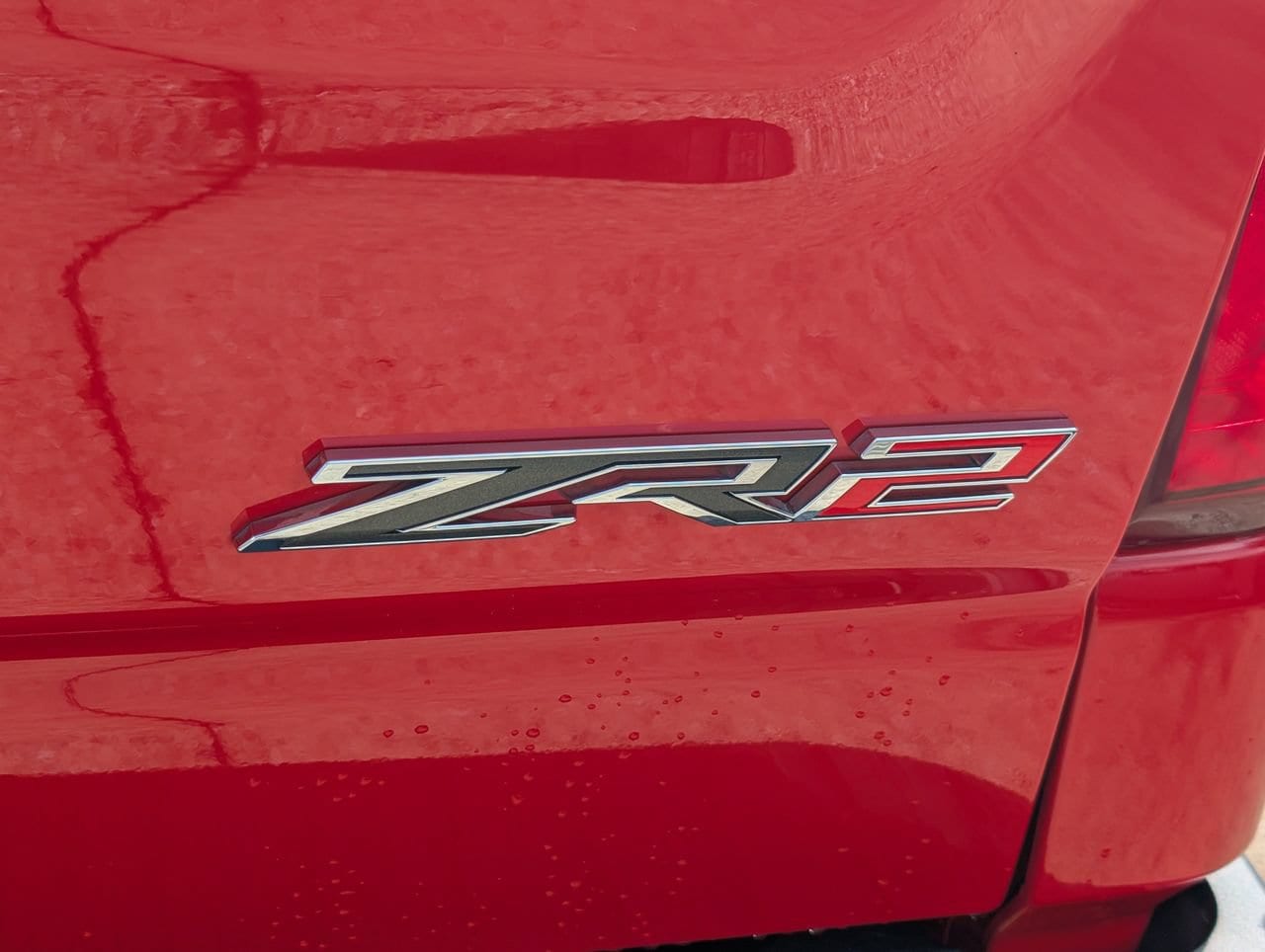 2023 Chevrolet Silverado 1500 ZR2 - Photo 8