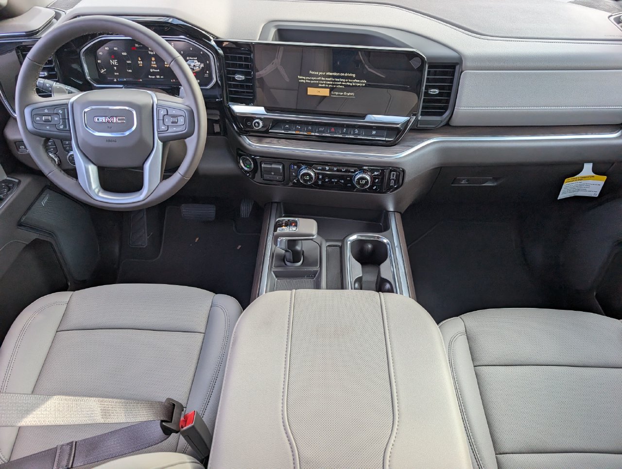 2026 GMC Sierra 1500 SLT - Photo 8