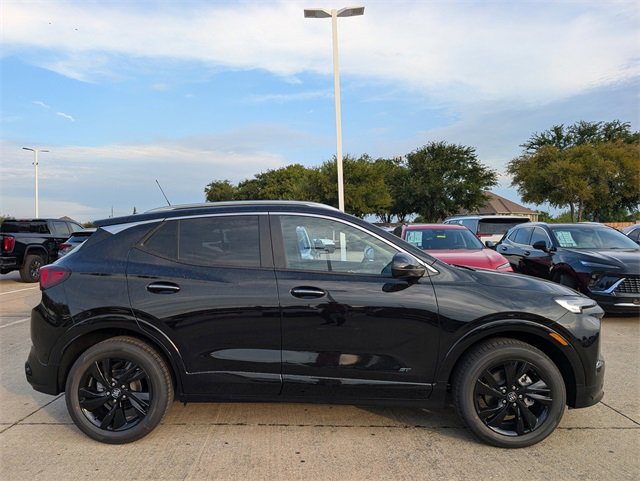 2026 Buick Encore GX Sport Touring photo 3