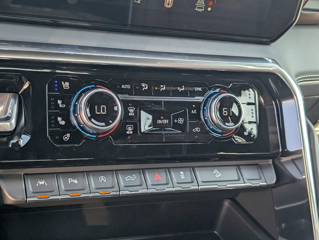 2026 GMC Sierra 1500 Denali Ultimate - Photo 13
