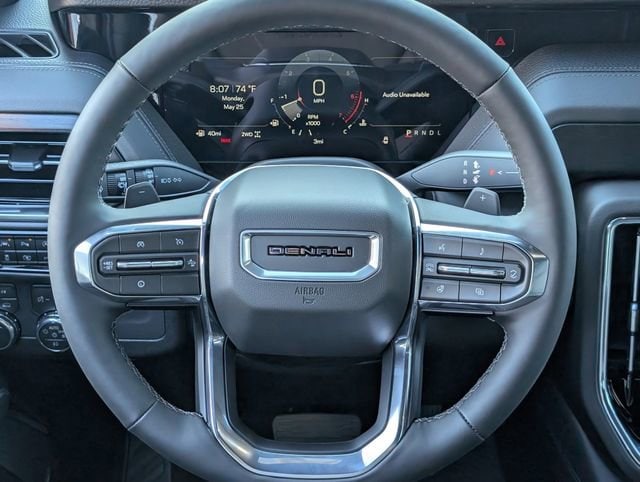 2026 GMC Yukon Denali - Photo 9