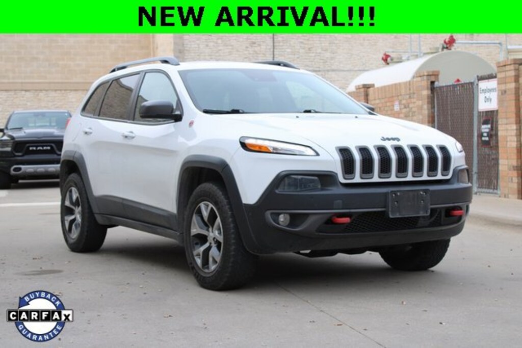 Used 2015 Jeep Cherokee Trailhawk SUV