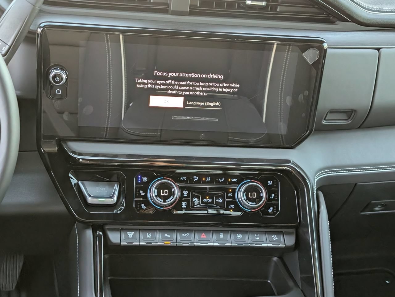 2026 GMC Sierra 2500HD AT4X - Photo 11