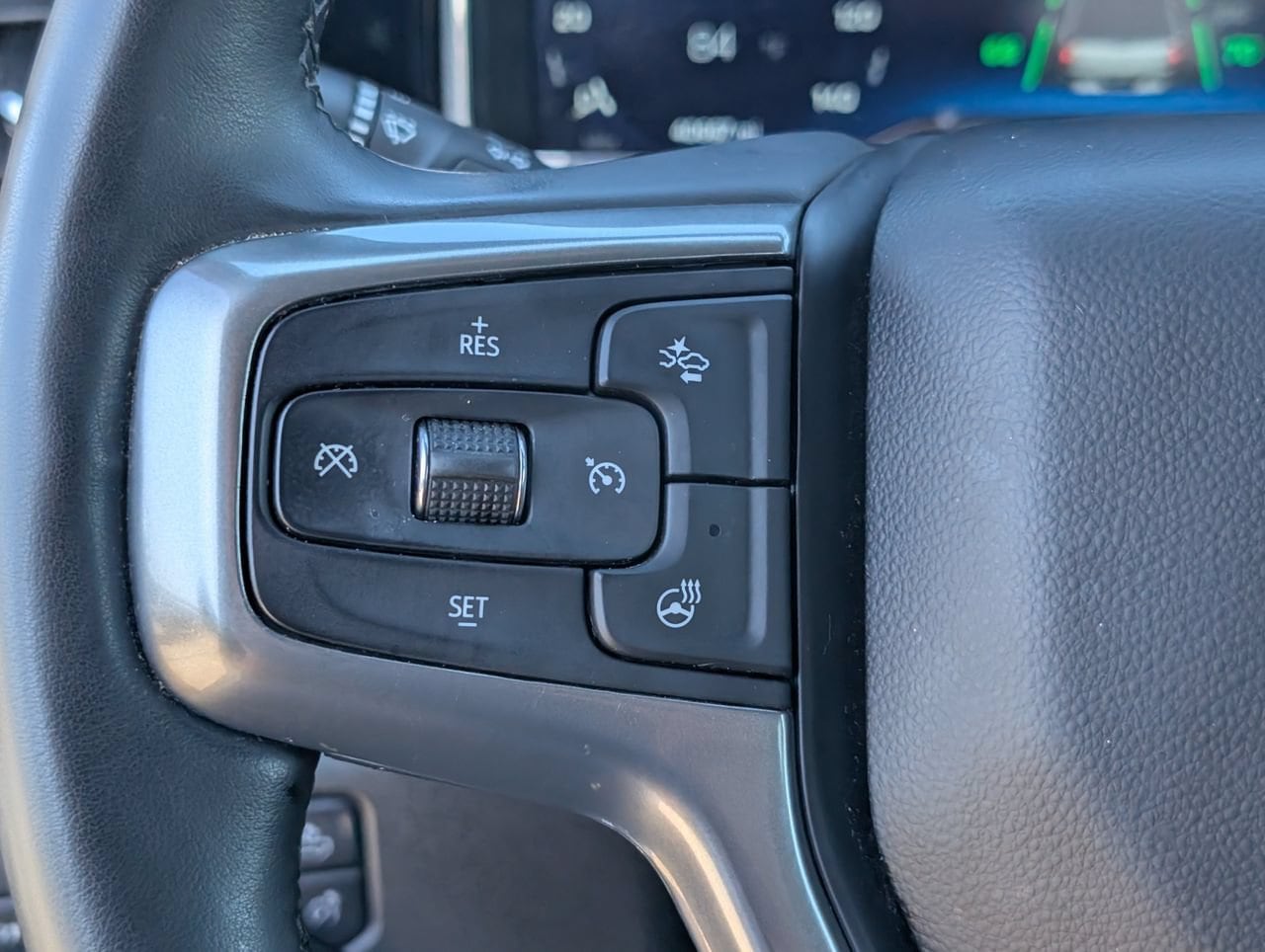 Used 2025 Sterling Gray Metallic Chevrolet LT image 22