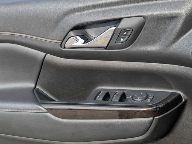 2023 GMC Acadia AT4 - Photo 25