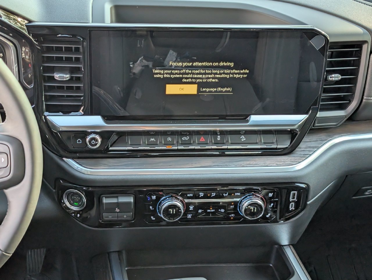 2026 GMC Sierra 1500 SLT - Photo 11