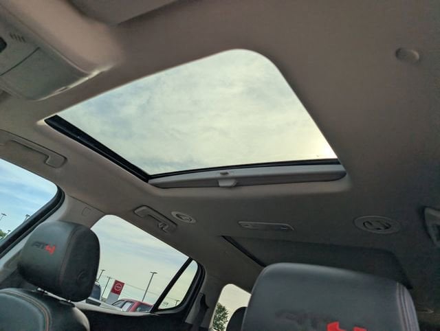 2023 GMC Acadia AT4 - Photo 27