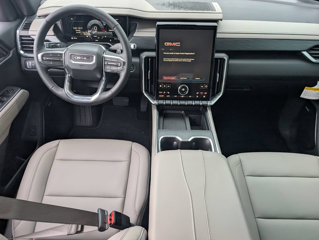 2026 GMC Acadia Elevation - Photo 8