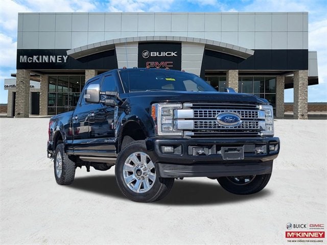 2018 Ford F-250 Super Duty Platinum's photo