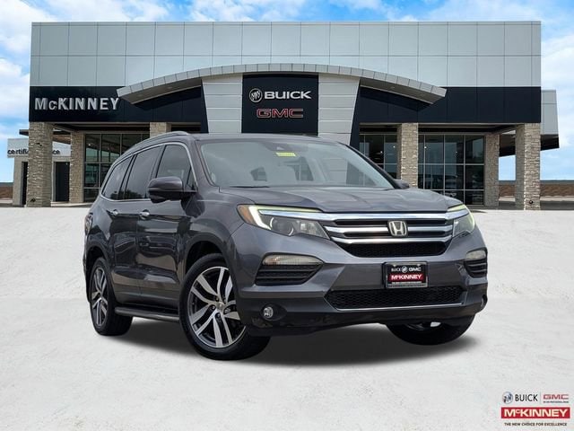 2017 Honda Pilot 4WD Touring's photo