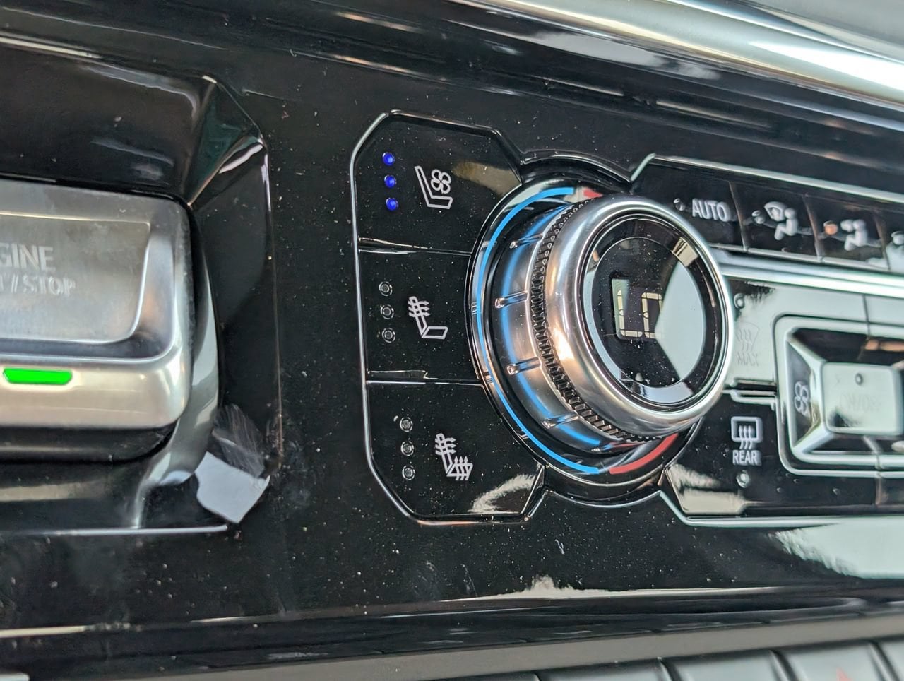 2026 GMC Sierra 2500HD Denali Ultimate - Photo 13