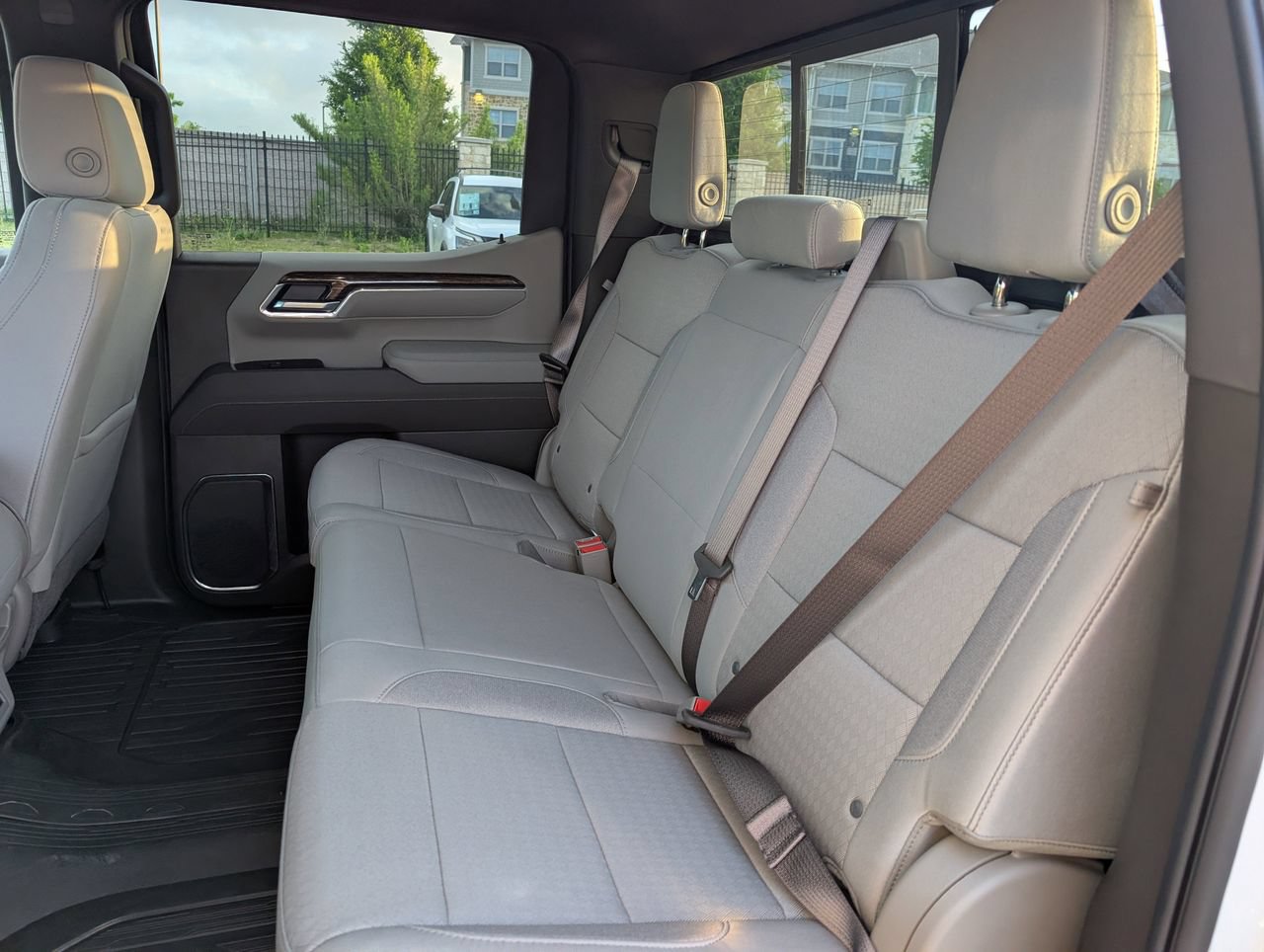 2026 GMC Sierra 1500 SLE - Photo 20