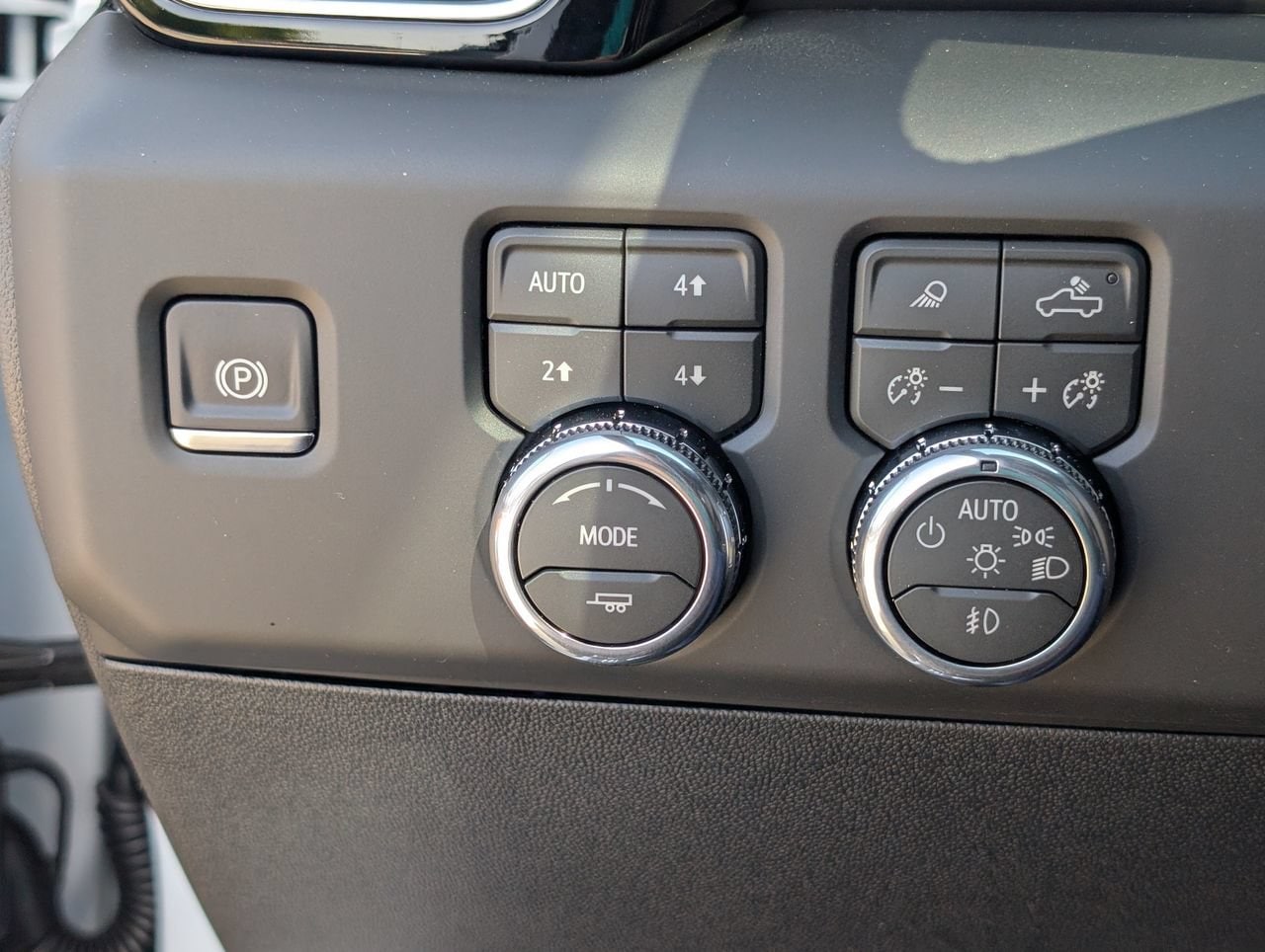 2026 GMC Sierra 2500HD Denali Ultimate - Photo 18