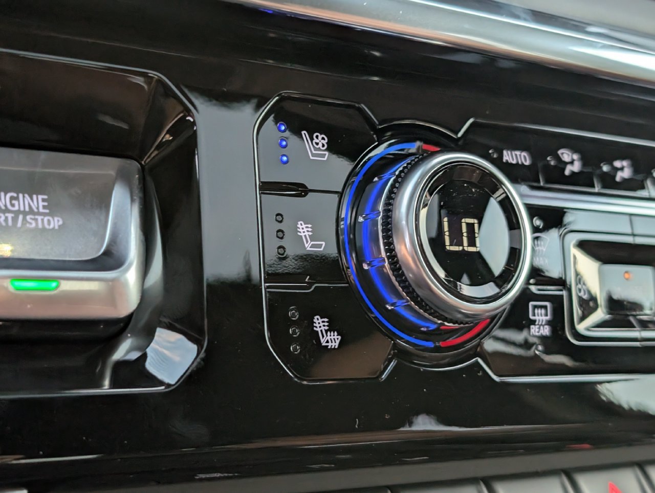 2026 GMC Sierra 2500HD Denali Ultimate - Photo 14